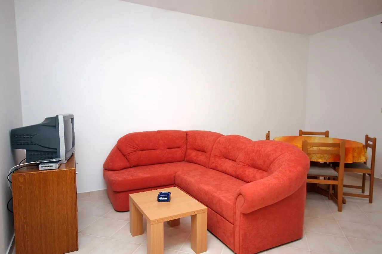 Apartments With A Parking Space Palit, Rab - 5028 Croatia