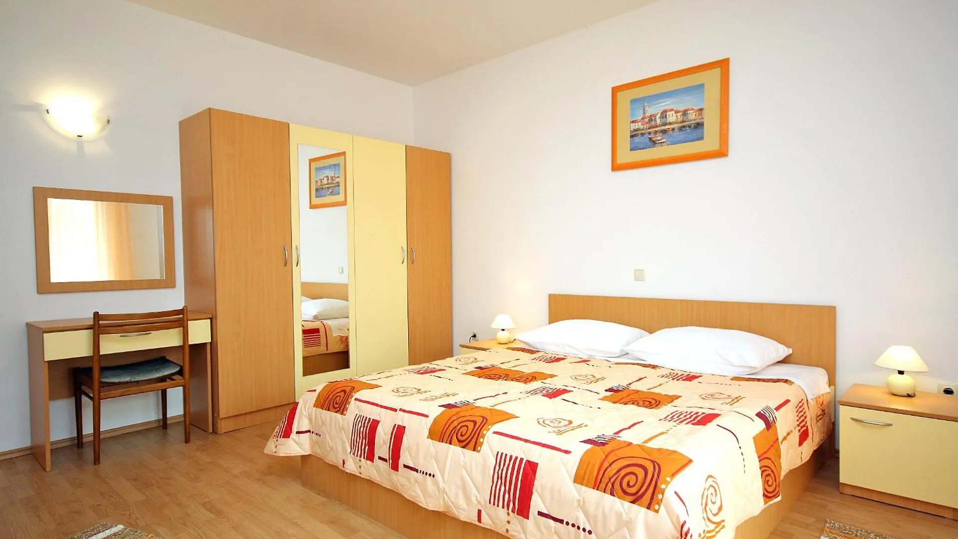 Apartments With A Parking Space Palit, Rab - 5028  Palit